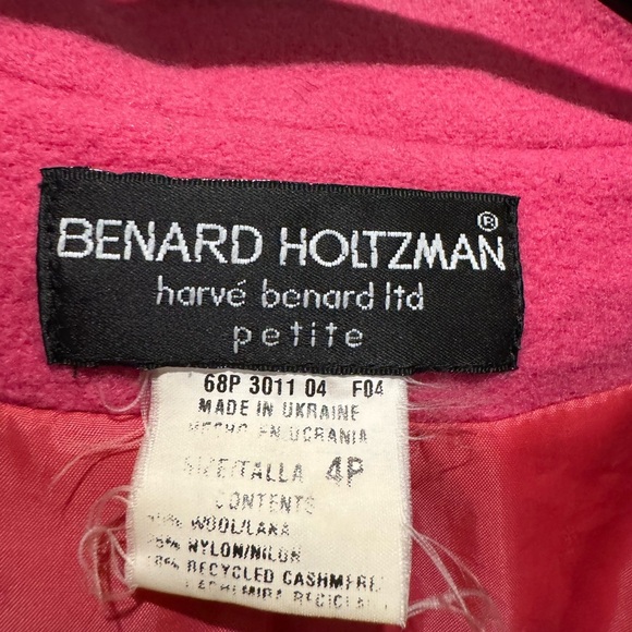Vintage Harve Benard by Benard Holtzman Petite Pink Wool
Blazer Dress Jacket - Picture 2 of 3